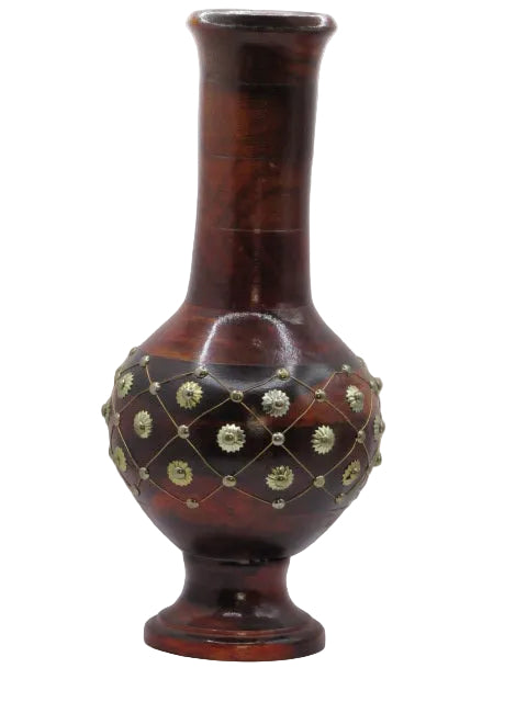 Decorative vase with brass inlay craftsmanship